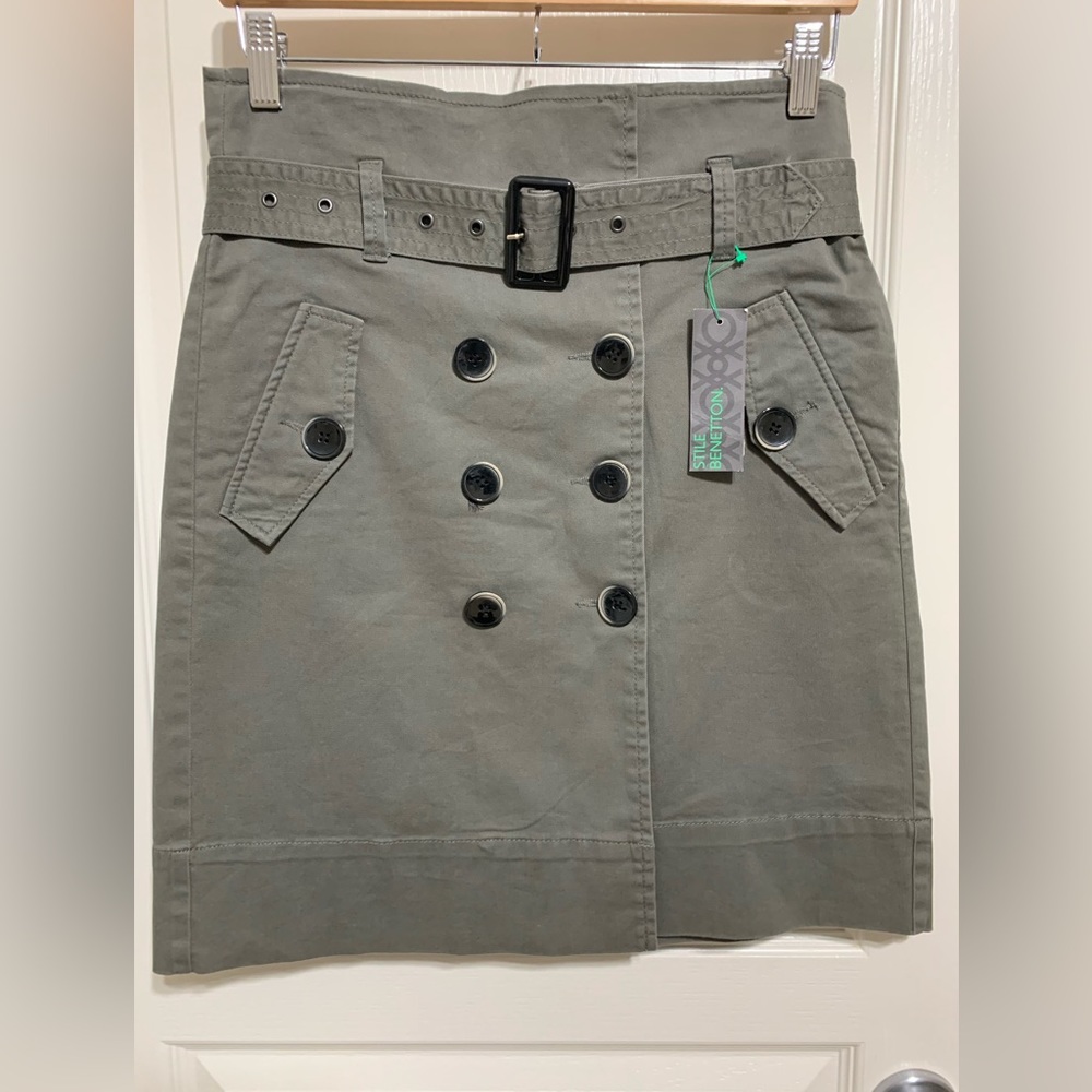 NWT United Colors of Benetton Army Skirt